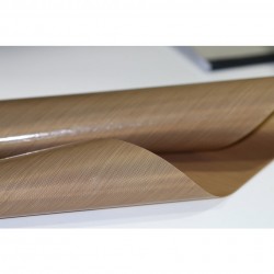 Tapete para manualidades antiadherente de 45,7 cm x 38,1 cm.