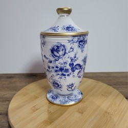 Sábado 30 de agosto-Taller monográfico: bombonera decorada al estilo chinoiserie con la técnica de decoupage con servilletas..