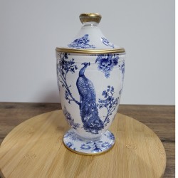 Sábado 30 de agosto-Taller monográfico: bombonera decorada al estilo chinoiserie con la técnica de decoupage con servilletas..