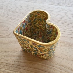 Monográfico decoupage una bandeja mediana y dos cuencos. redondo con papel de regalo.