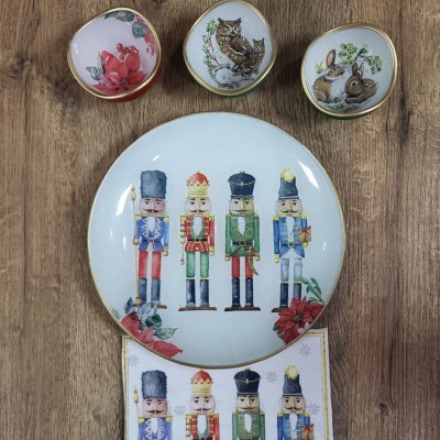 aller de decoupage imitación porcelana con servilletas | Madrid